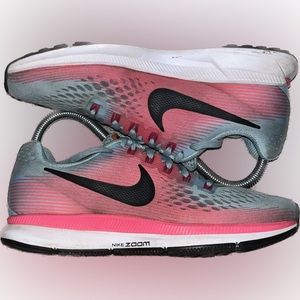 Nike Air Zoom Pegasus 34 Pink Women
Running Shoes 880560-406 Size 7.5